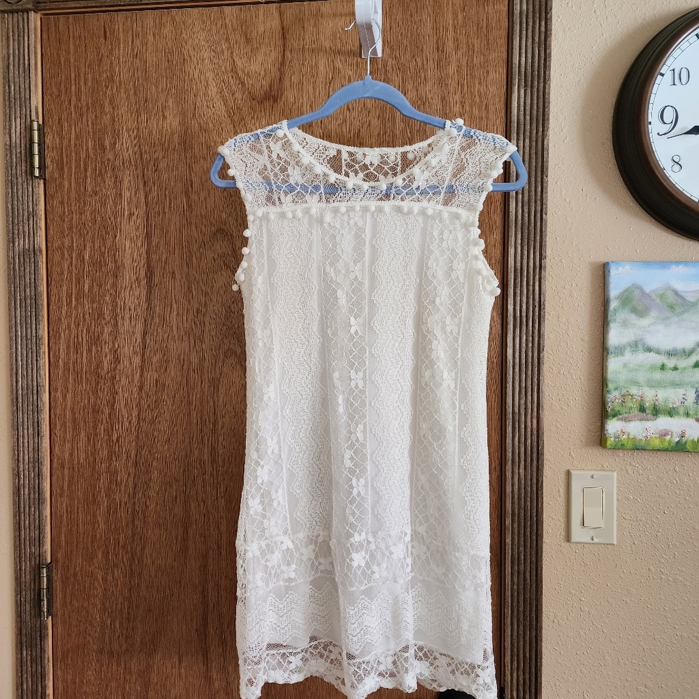 Juniors sheath dress or long top, size small